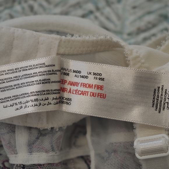 Deesse embroidered bralette - Picture 5 of 5